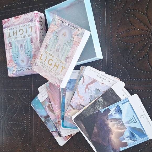Work Your Light Oracle Cards - Picture 4 of 5